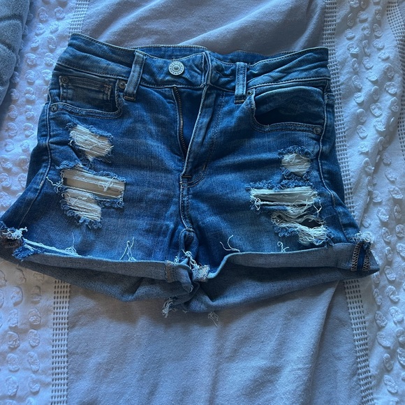 American Eagle Jean Shorts Hi-Rise - Picture 3 of 3